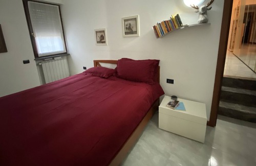 Certosa Appartement | Private room with bathroom, tv streaming room and beautiful terrace - Milan