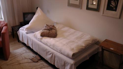 Oberdorla Maison | Private Room with Organic Breakfast near Hannover Messe