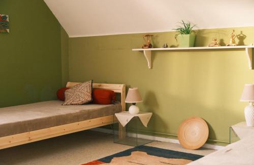 Misburg Maison | Private Room with own bathroom