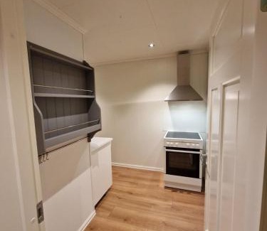 Biri Appartement | Private room with shared kitchen, bathroom and tv