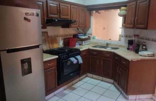 Los Mochis Appartement | Private room with WiFi TV y Aire acondicionado