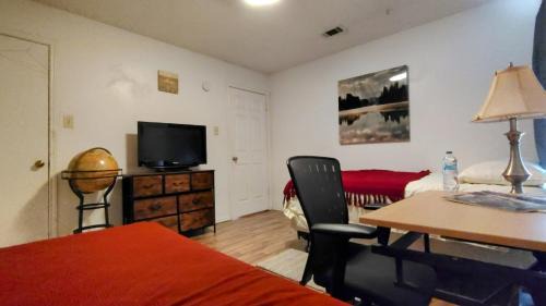 Plano Maison | Private Rooms at US75 Central Plano
