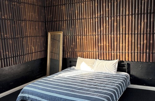 Melbourne Hôtel | Private Rooms Available - NO BILLS or BOND required