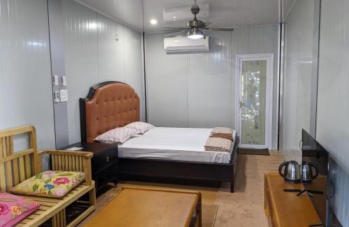 South West Maison | Private Rooms with International Airport View