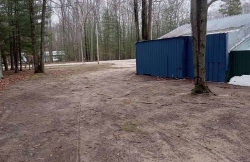 Irons Location De VR | Private RV spot near Little Manistee River and Tippy Dam