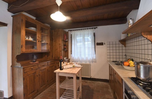 Coreglia Antelminelli Maison | Vacation Home à Coreglia Antelminelli avec 3 chambres à coucher, 6 couchages
