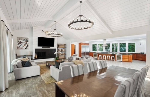 North Haven Maison | Private Sag Harbor estate on expansive property with sprawling manicured lawns