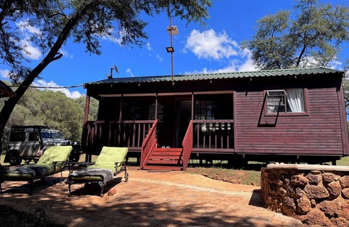Ditsobotla Cabine | Private, secluded, Off-Grid self catering Eco-Retreat in a Biosphere