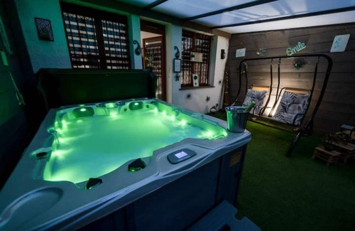Launaguet Maison | Toulouse Loft & Jacuzzi Privatif