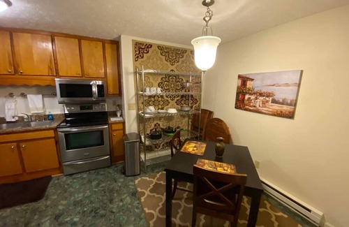 Waverly Appartement | Privé, spacieuse et confortable 2 Chambre