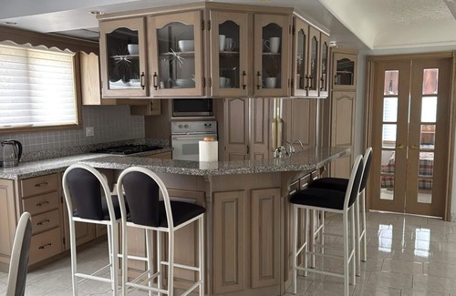 Highland Maison | Private Spacious Home - Central Location