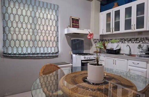 El Dorado Appartement | Private Studio. AC/Internet/Cable near UWI/Airport. Quiet suburban neighborhood.