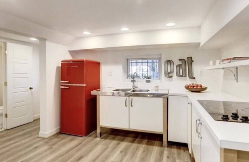 Mount Pleasant Appartement | Private Studio, Historic Home in Heart of DC