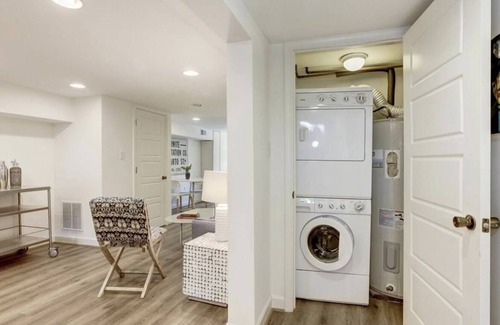 Mount Pleasant Appartement | Private Studio, Historic Home in Heart of DC