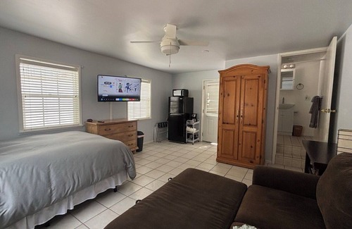 Torrance Appartement | Private studio in Redondo Beach - steps from the beach