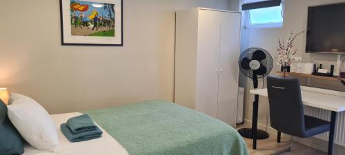 Beersel Appartement | Private studio near train station & Sonian Forest