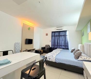 Wakaf Che Yeh Appartement | Private Studio Viana Court Service Apartment 4 with private parking