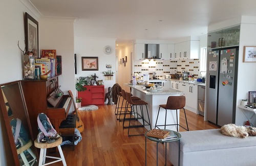 Tauranga Lit Et Petit-Déjeuner | Private Suite in Suburban Home - a mini family homestead in sunny Tauranga ♡
