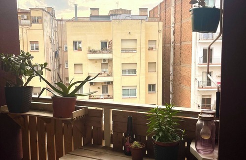 Navas Appartement | Private suite with bathroom : Sagrera