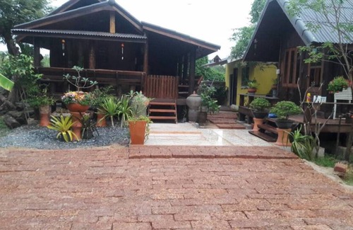 Khlong Song Ton Nun Station Balnéaire | Chambre privée ∙ 2 personnes