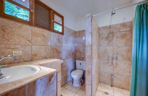 Canafistula Hôtel | Private Triple Bungalow with Nature View