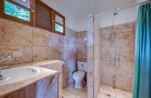 Canafistula Hôtel | Private Triple Bungalow with Nature View