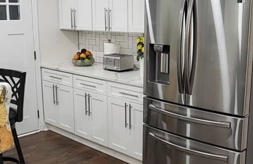 Germantown Maison | Private upper level 3-bedroom oasis with AC and WiFi. (Host occupies basement)
