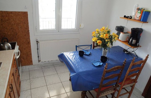 Nea Iraklia Maison | Private vacation home by the sea with a beautiful garden in a quiet location