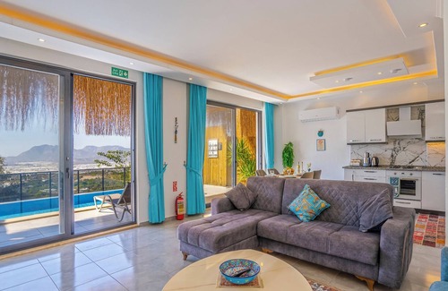 Uzumlu Villa | 😀SPECIAL OFFER 15% OFF ALL BOOKINGS DISCOUNTED ONLINE NOW FOR 2023😀