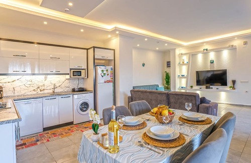 Uzumlu Villa | 😀SPECIAL OFFER 15% OFF ALL BOOKINGS DISCOUNTED ONLINE NOW FOR 2023😀