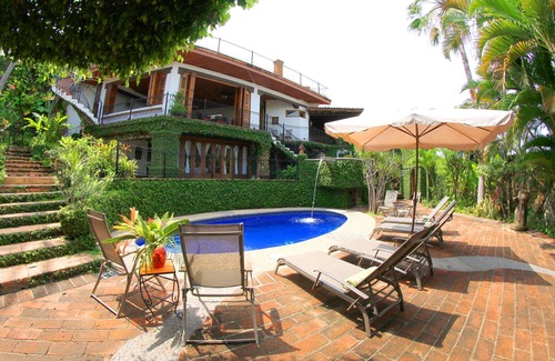 Cerro Villa | Villa privée, Downtown PV, 3 blocs de la plage! Piscine privée et immense toit