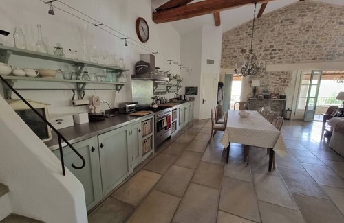 Montaud Autre | Villa privée à Montaud : Élégance et Tranquillité