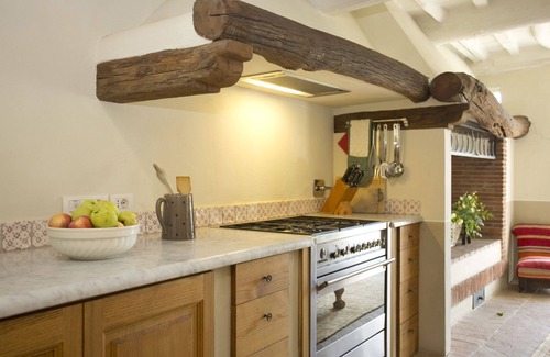 Villabuona Villa | Maison de vacances privée avec WIFI, climatisation, piscine privée, TV, patio, près de Lucques