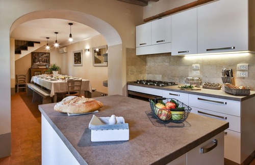 Ferretto Villa | Maison de vacances privée avec climatisation, WIFI, piscine, bain à remous, TV, patio