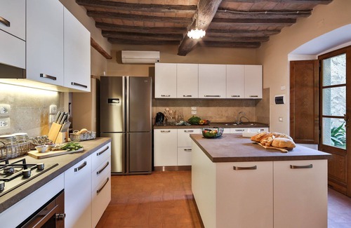Ferretto Villa | Maison de vacances privée avec climatisation, WIFI, piscine, bain à remous, TV, patio