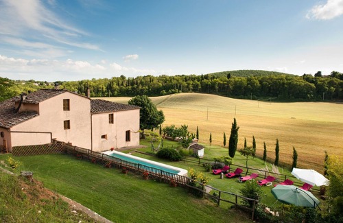 Simignano Villa | Maison de vacances privée avec WIFI, piscine, bain à remous, climatisation, TV, patio