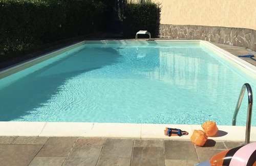 Montignoso Villa | Maison de vacances privée avec piscine privée, WIFI, TV, terrasse, près de Forte Dei Marmi