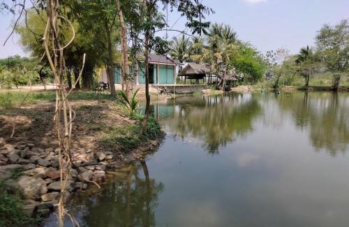 Tha Khoei Villa | Private waterfront home