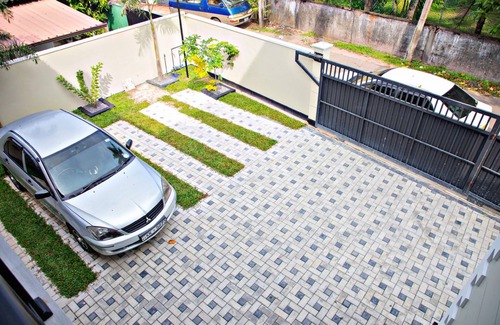 Pinwatta Appartement | Priyalanka Aprtments