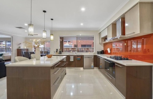 Keysborough Maison | Prized Keysborough 5 bedroom Family Home*