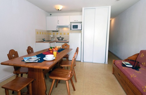 Saint-Lary-Soulan Copropriété | Proche du téléphérique! Appartement cosy et équipé, piscine sur place