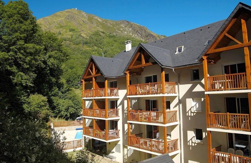 Saint-Lary-Soulan Copropriété | Proche du téléphérique! Appartement cosy et équipé, piscine sur place
