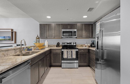 Ocean View Halifax Estates Copropriété | Professionally Designed & Decorated Luxury Oceanfront Paradise
