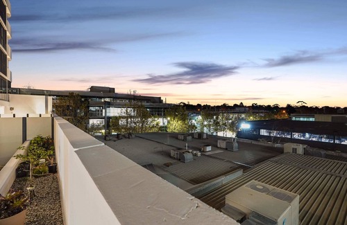 Box Hill Appartement | Promenade - Prime Box Hill CBD Modern Luxury
