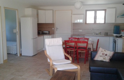 Saint-Cyr-la-Roche Cottage | Gîte 3 chambres de 85m2 avec terrasse plein Sud de 50m2