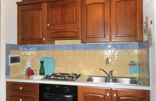 Calci Maison | PROMOTION Typical Tuscan dwelling, house with garden among olive trees