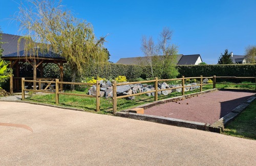 La Poterie-Cap-d'Antifer Villa | Propriete 5 ***** Tres spacieuse , Piscine chauffée interieure et Sauna