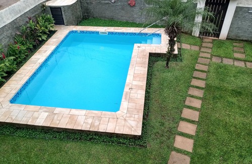 Balneario Praia do Pernambuco Maison | Property in Guarujá, 5 minutes' walk from Mar Casada beach, well located!
