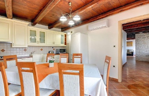 Golas Villa | Propriété avec piscine, jacuzzi et sauna pour 10