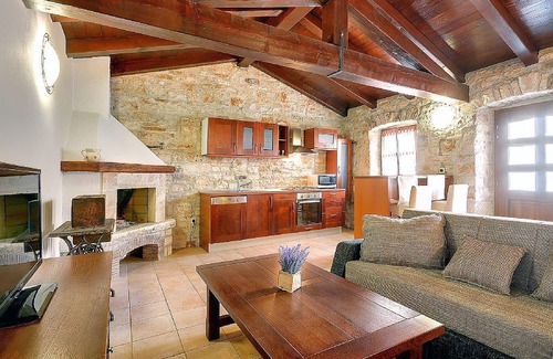 Golas Villa | Propriété avec piscine, jacuzzi et sauna pour 10